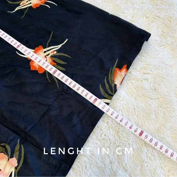 NWT RVCA Women Black Floral V-Neck Front Button Closure Midi Dress XS Whimsigoth - Picture 8 of 11